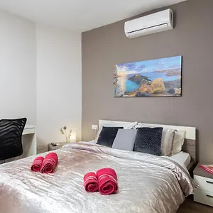 luxury-msida-circle-apartment.hotelssaintjulians.com/